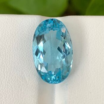 12.5 CT's Loupe Clean Swiss Blue Oval Cut Topaz, Swiss Topaz, Oval Cut Topaz, Blue Topaz, Blue Swiss Topaz, Topaz, Topaz Gemstone, Cut Topaz