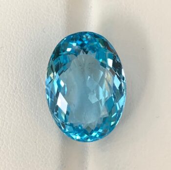17.5 CT's Loupe Clean Swiss Blue Oval Cut Topaz, Swiss Topaz, Oval Cut Topaz, Blue Topaz, Blue Swiss Topaz, Topaz, Topaz Gemstone, Cut Topaz