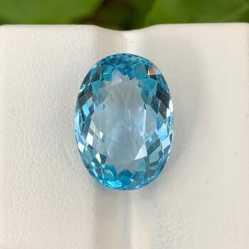 15 CT's Loupe Clean Swiss Blue Oval Cut Topaz, Swiss Topaz, Oval Cut Topaz, Blue Topaz, Blue Swiss Topaz, Topaz, Topaz Gemstone, Cut Topaz