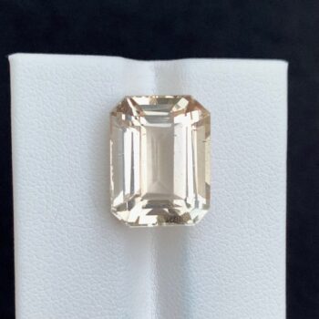 15.5 Ct's Natural Golden Emerald Cut Topaz, Loose Topaz, Topaz Gemstone, Natural Topaz, Natural Cut Topaz, Natural Topaz Gemstone, Topaz