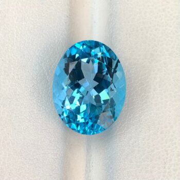 12 CT's Loupe Clean Swiss Blue Oval Cut Topaz, Swiss Topaz, Oval Cut Topaz, Blue Topaz, Blue Swiss Topaz, Topaz, Topaz Gemstone, Cut Topaz