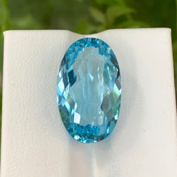 Clean Swiss Blue Oval Cut Topaz, Swiss Topaz, Oval Cut Topaz, Blue Topaz, Blue Swiss Topaz, Topaz, Topaz Gemstone, 16.5 CT's