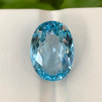 15 CT's Loupe Clean Swiss Blue Oval Cut Topaz, Swiss Topaz, Oval Cut Topaz, Blue Topaz, Blue Swiss Topaz, Topaz, Topaz Gemstone, Cut Topaz