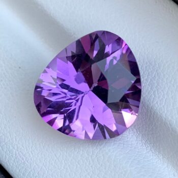 Loup Purple Trilliant Cut Amethyst