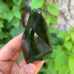 280g Beautiful Green Nephrite Jade
