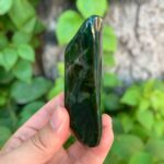 290g Beautiful Green Nephrite Jade