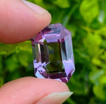 14.5 Cts Amethyst Cut Gemstone