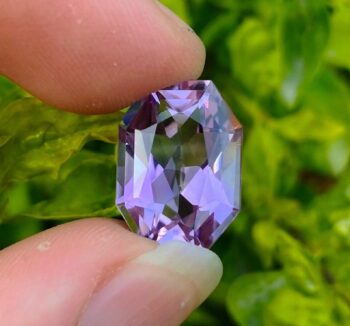 12.5 Cts Amethyst Emerald Cut Gemstone