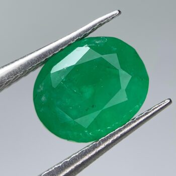 2.65 Ct's Green Emerald