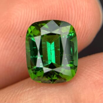 2.95 Ct's Natural Mint Green Tourmaline Gemstone