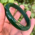 Best Quality Beautiful Green Nephrite Jade Bangle