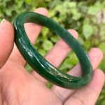 Best Quality Beautiful Green Nephrite Jade Bangle