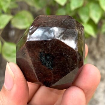 189g Lustrous Red Almandine Faceted Garnet, Faceted Red Garnet, Almandine Garnet Crystal, Faceted Almandine Garnet, Almandine Garnet, Garnet