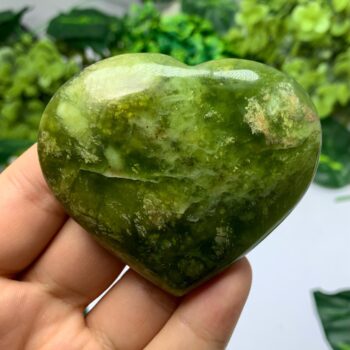 129g Best Quality Transparent Green Jade Heart, Shah Maqsood Jade Heart, Green Jade Heart, Jade Stone Heart, Polished Jade Heart, Jade Heart