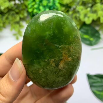 124g Best Quality Transparent Jade Palm Stone, Shah Maqsood Jade Palm Stone, Green Jade Palmstone, Jade Stone Palm, Green Jade Palm Stone