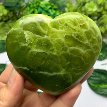 203g Best Quality Transparent Green Jade Heart, Shah Maqsood Jade Heart, Green Jade Heart, Jade Stone Heart, Polished Jade Heart, Jade Heart