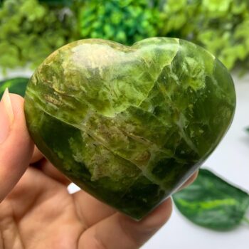 142g Best Quality Transparent Green Jade Heart, Shah Maqsood Jade Heart, Green Jade Heart, Jade Stone Heart, Polished Jade Heart, Jade Heart