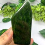 377g Beautiful Green Nephrite Jade