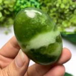 80g Best Quality Transparent Jade Palm Stone