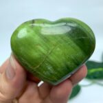 80g Top Quality Green Tremolite Heart Stone