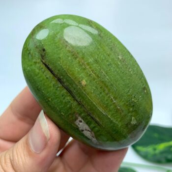 89g Best Quality Green Tremolite Palm Stone, Green Tremolite Palm Stone, Polished Tremolite Palm Stone, Polished Tremolite Palm, Tremolite