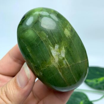 133g Best Quality Green Tremolite Palm Stone, Green Tremolite Palm Stone, Polished Tremolite Palm Stone, Polished Tremolite Palm, Tremolite