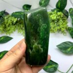 320g Beautiful Green Nephrite Jade
