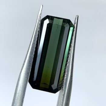 4.70 Ct's Bi Color Green Tourmaline, Rectangle Tourmaline, Green Tourmaline, Green Tourmaline Gemstone, Tourmaline Gemstone, Tourmaline