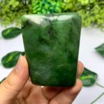 270g Beautiful Green Nephrite Jade