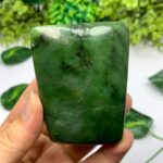 270g Beautiful Green Nephrite Jade