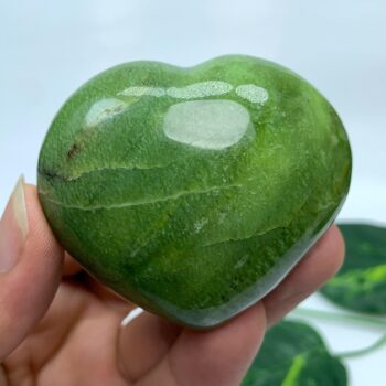 114g Beautiful Green Tremolite Heart Stone, Green Tremolite Heart, Polished Tremolite Heart, Polished Tremolite Heart Stone, Tremolite Heart