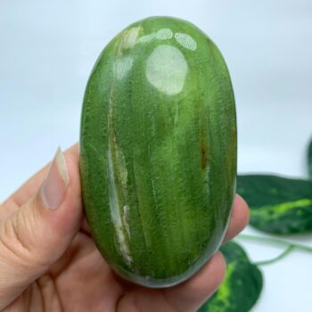 148g Best Quality Green Tremolite Palm Stone, Green Tremolite Palm Stone, Polished Tremolite Palm Stone, Polished Tremolite Palm, Tremolite