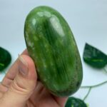 175g Top Quality Green Tremolite Palm Stone