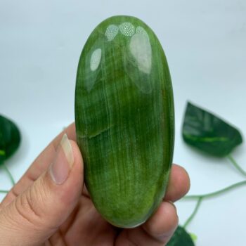 100g Top Quality Green Tremolite Palm Stone, Green Tremolite Palm Stone, Polished Tremolite Palm Stone, Polished Tremolite Palm, Tremolite