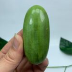 87g Top Quality Green Tremolite Palm Stone