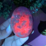 150g Beautiful UV Reactive Hackmanite Palm Stone