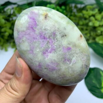 235g Beautiful UV Reactive Hackmanite Palm Stone, Hackmanite Palmstone, Purple Hackmanite Palm Stone, Hackamnite Palm Stones, Hackmanite