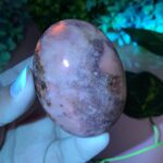 137g Beautiful UV Reactive Hackmanite Palm Stone
