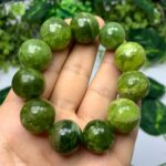 110g Beautiful Green Jade Beads Bracelet