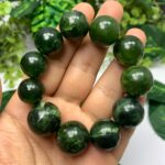 100g Beautiful Green Jade Beads Bracelet