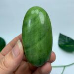 74g Top Quality Green Tremolite Palm Stone