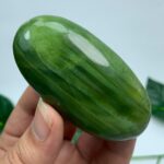 80g Top Quality Green Tremolite Palm Stone