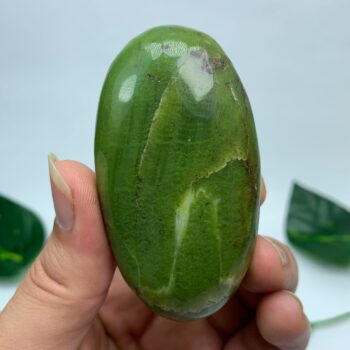97g Top Quality Green Tremolite Palm Stone, Green Tremolite Palm Stone, Polished Tremolite Palm Stone, Polished Tremolite Palm, Tremolite