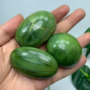 3 Pcs Top Quality Green Tremolite Palm Stone, Green Tremolite Palm Stone, Polished Tremolite Palm Stone, Polished Tremolite Palm, Tremolite
