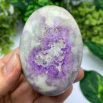 150g Beautiful UV Reactive Hackmanite Palm Stone
