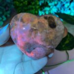 142g Beautiful UV Reactive Hackmanite Heart Stone