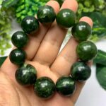 100g Beautiful Green Jade Beads Bracelet