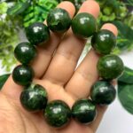 100g Beautiful Green Jade Beads Bracelet
